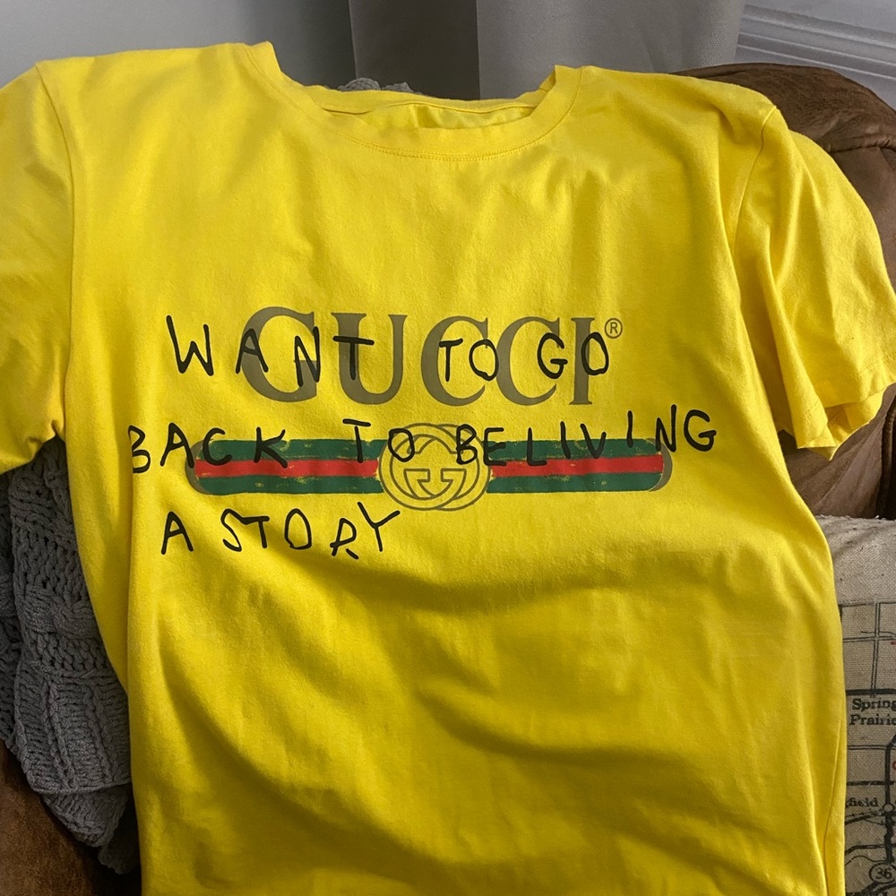Yellow t shirt like new